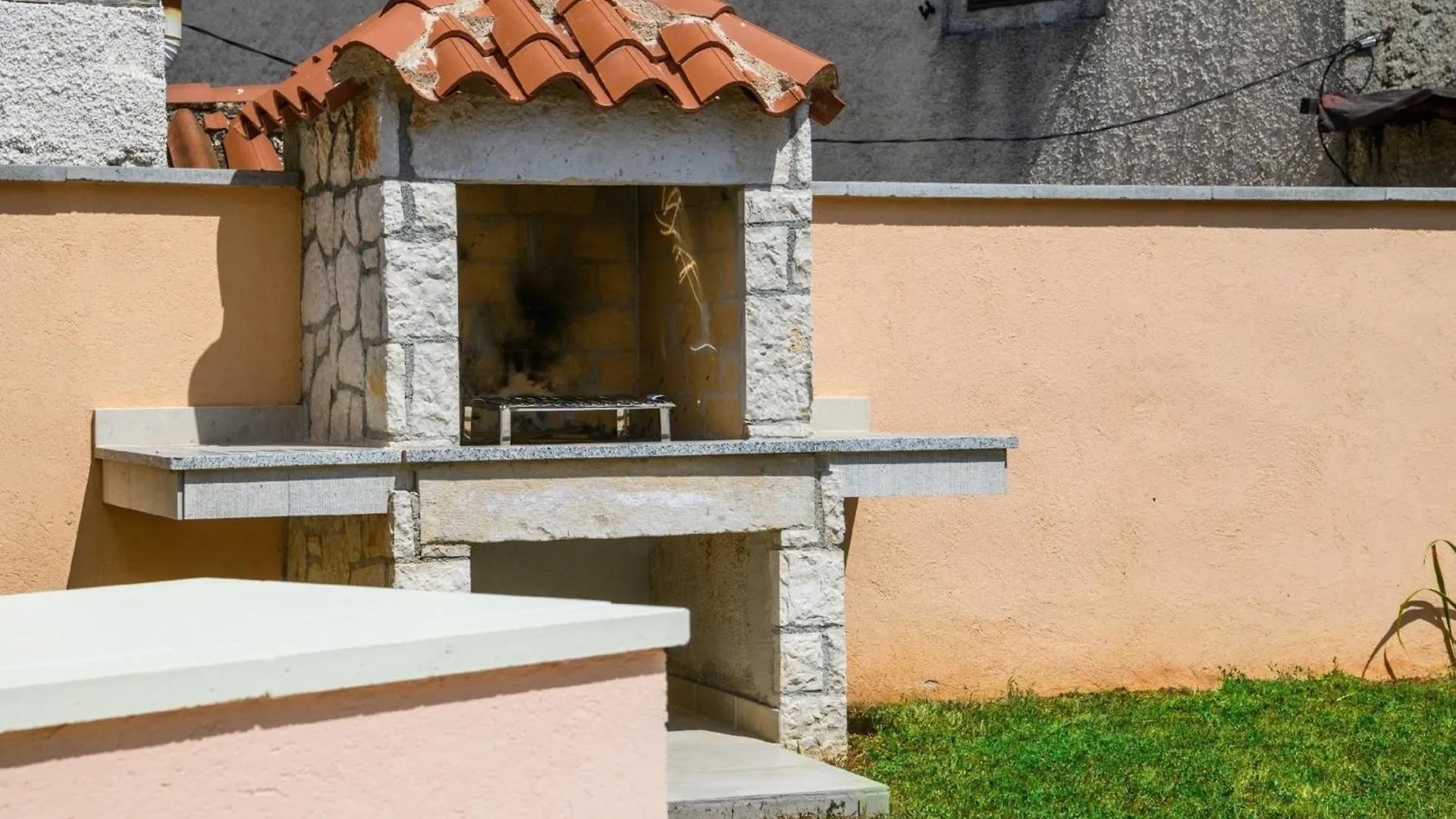 Nyaraló Ferienhaus Mit Privatpool Fuer 4 Personen Ca 120 Qm In Divsici, Istrien Suedkueste Von Istrien