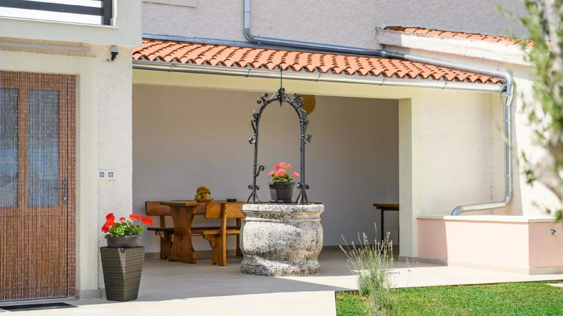 Ferienhaus Mit Privatpool Fuer 4 Personen Ca 120 Qm In Divsici, Istrien Suedkueste Von Istrien